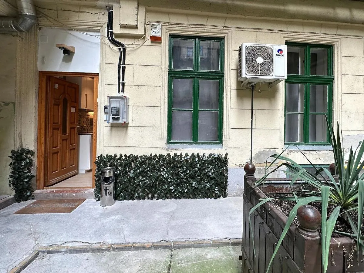 Jobelhome Blaha Apartment Будапешт